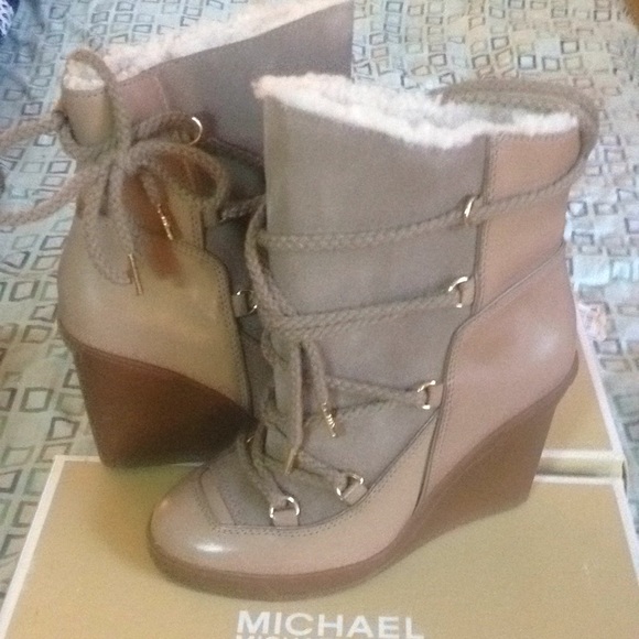 michael kors lizzie fur boots